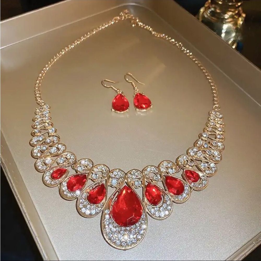 Private Label Gold-Tone Necklace and Earring Set with Red Teardrop Crystals NEW - Picture 4 of 8